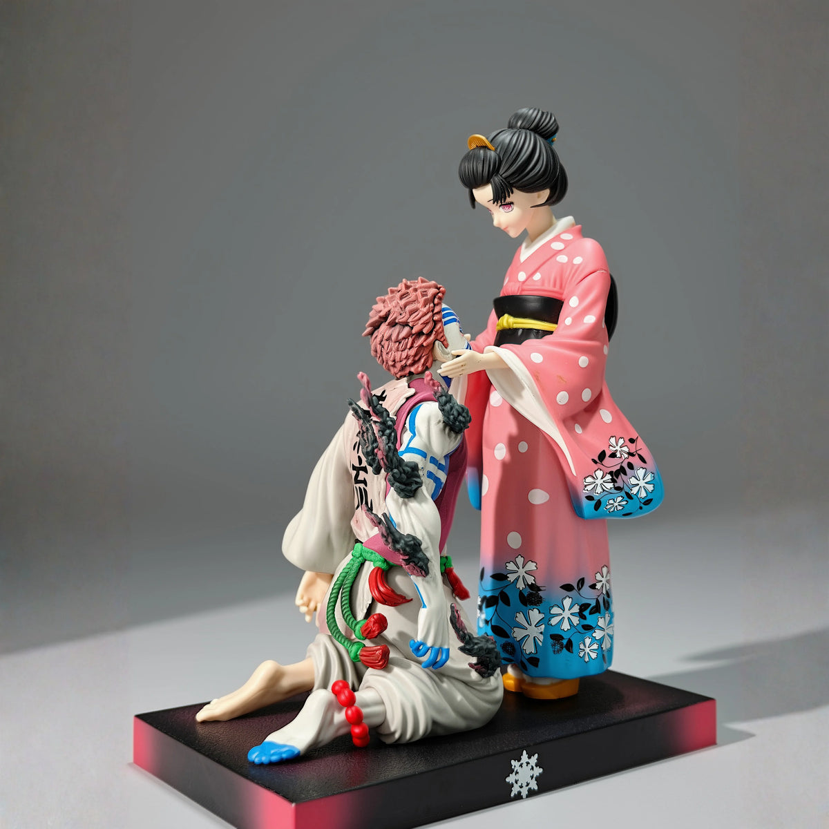 Fireworks Vow Diorama (30 cm) – view 3 – OverBlaze